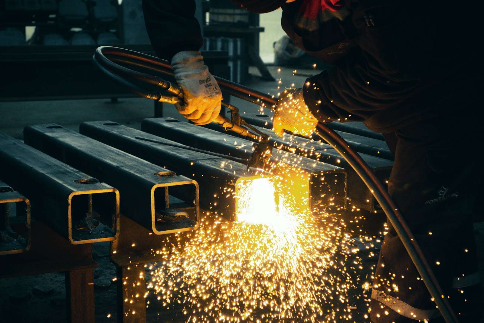 Travail du métal en usine